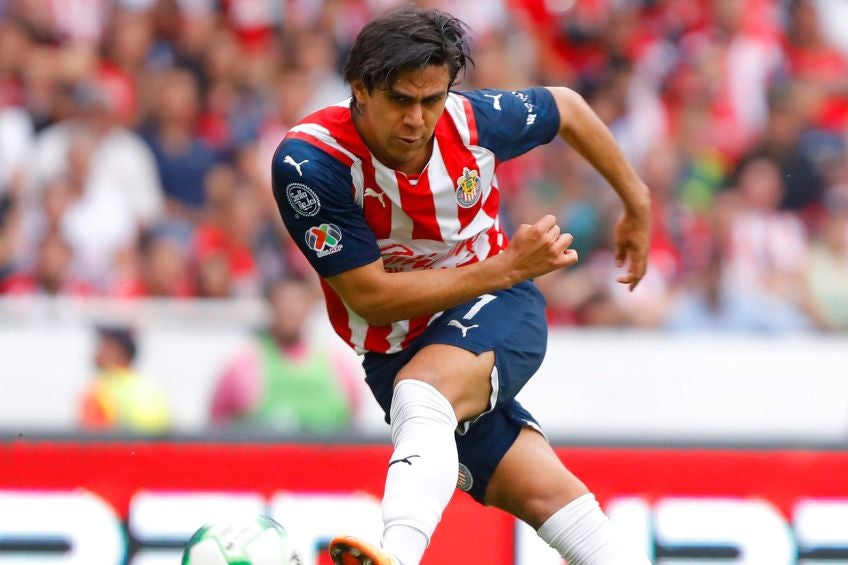 José Juan Macías durante un partido de Chivas