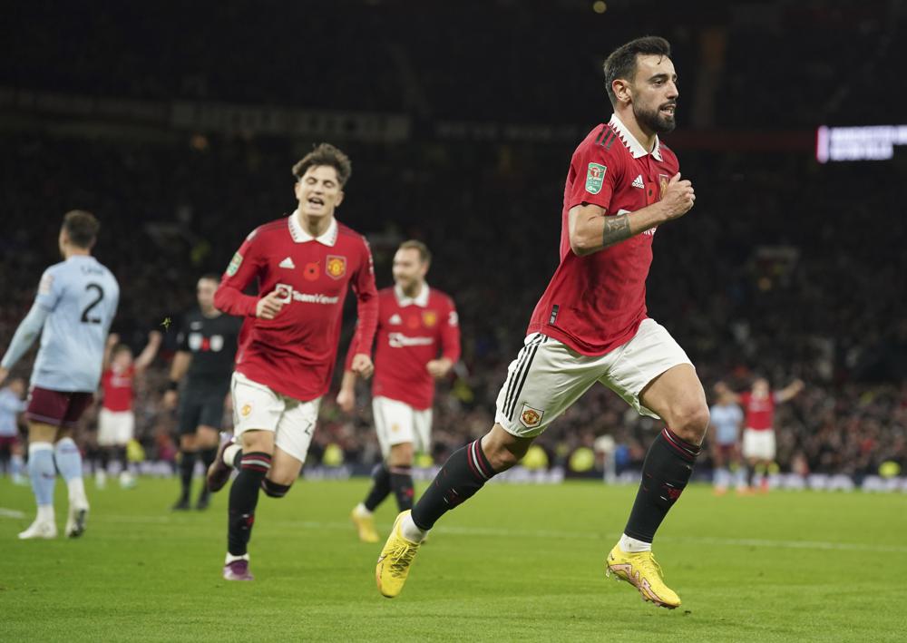 El United festeja gol ante Aston Villa 