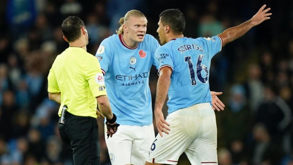 Rodri y Haaland discutiendo 