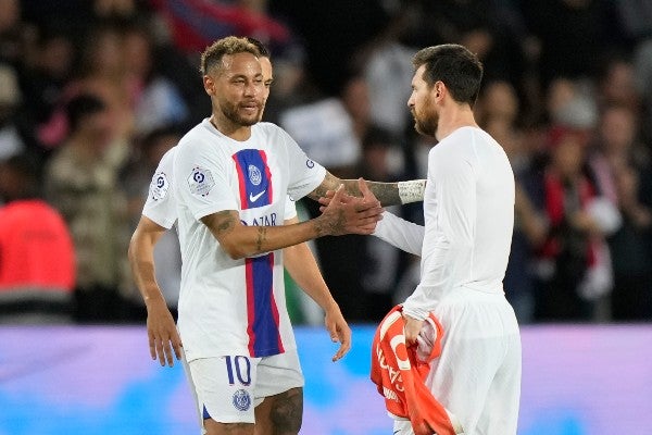 Neymar Jr. y Messi con el PSG