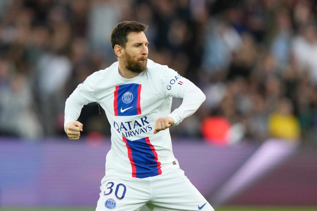 Messi celebrando con el PSG 