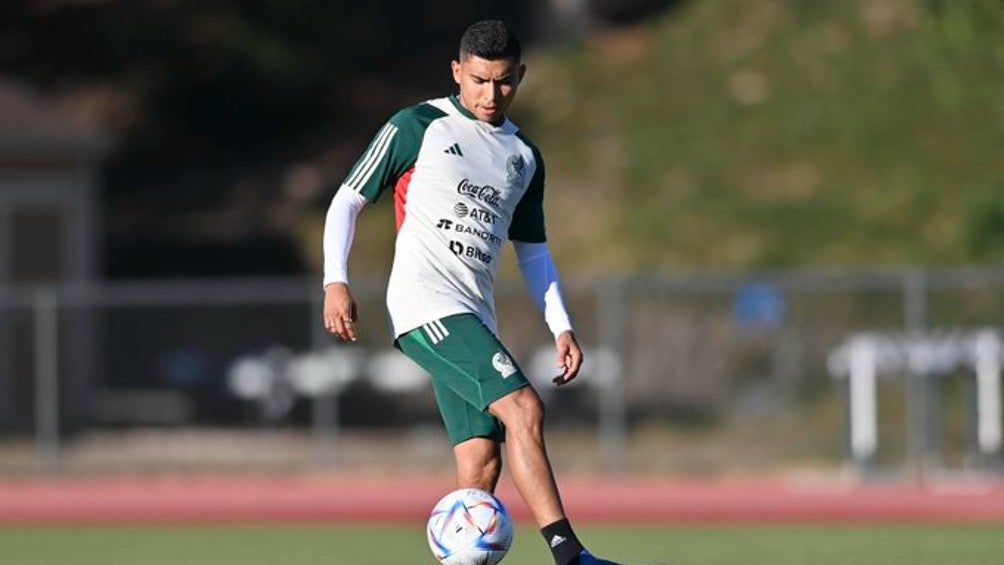 Orbelin Pineda con el TRI 