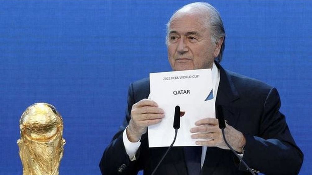 Blatter tras elegir a Qatar como sede del Mundial 