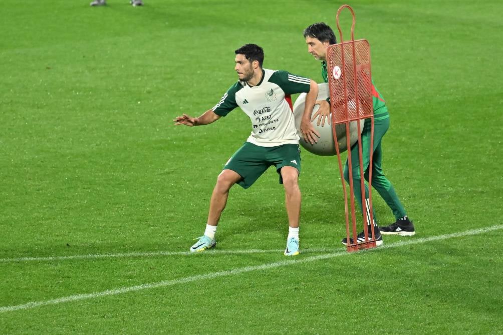 Raúl Jiménez trabaja en Girona