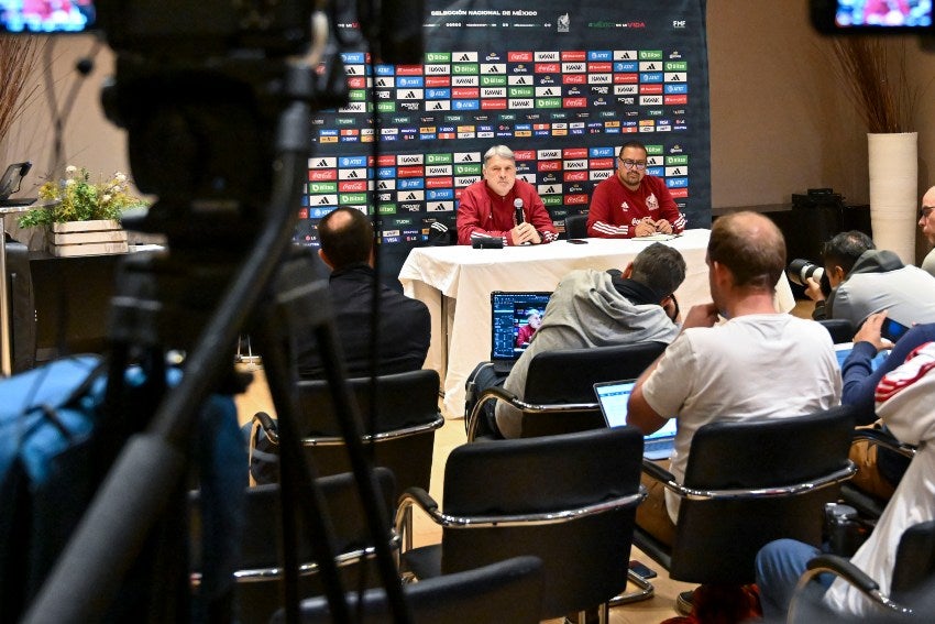 Tata Martino en conferencia de prensa