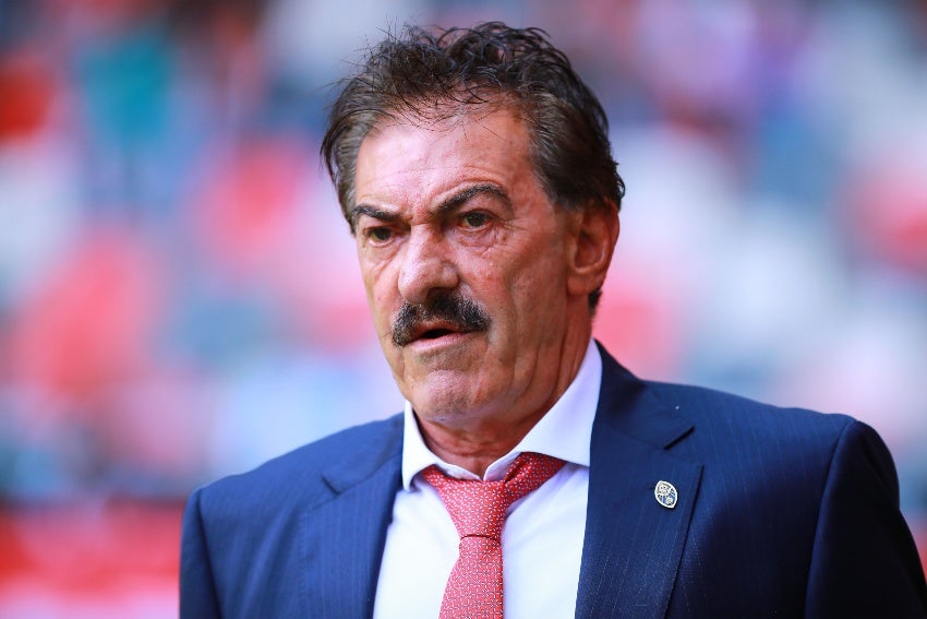 La Volpe, exentrenador del Tricolor