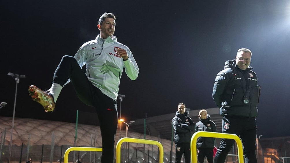 Lewandowski en entrenamiento con Polonia