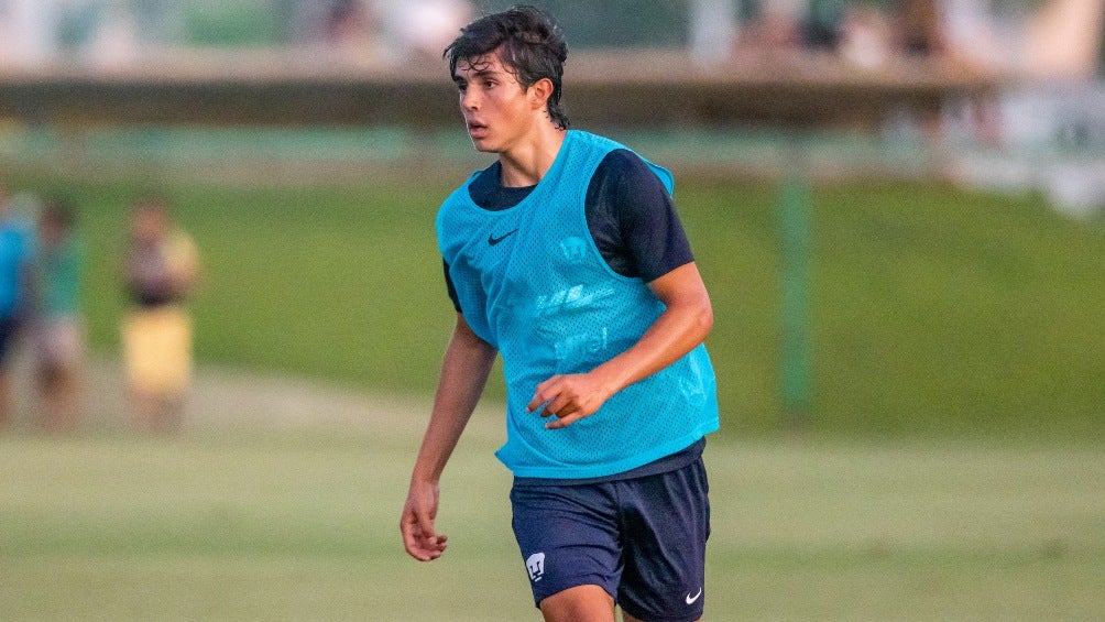 Mateo Casares en la pretemporada de Pumas