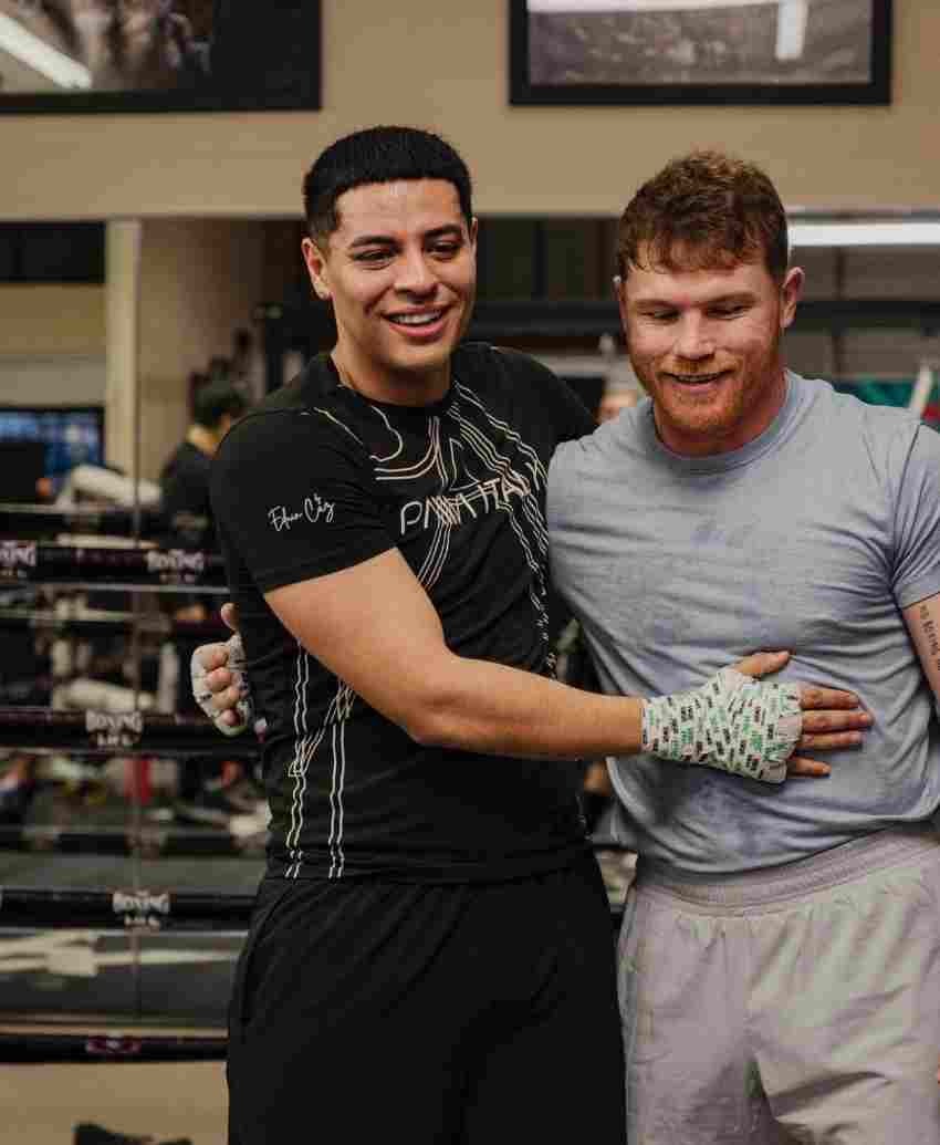 Canelo Álvarez y Eduin Caz 