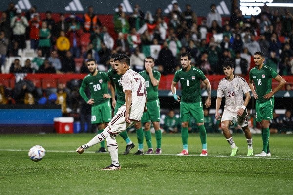 Uriel Antuna con la Selección Mexicana