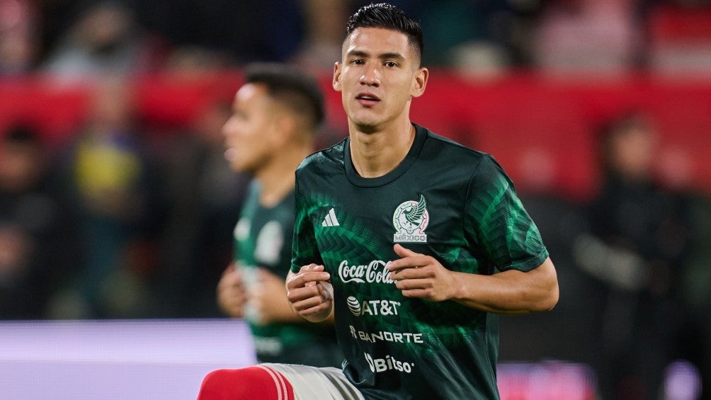 Uriel Antuna con la Selección Mexicana