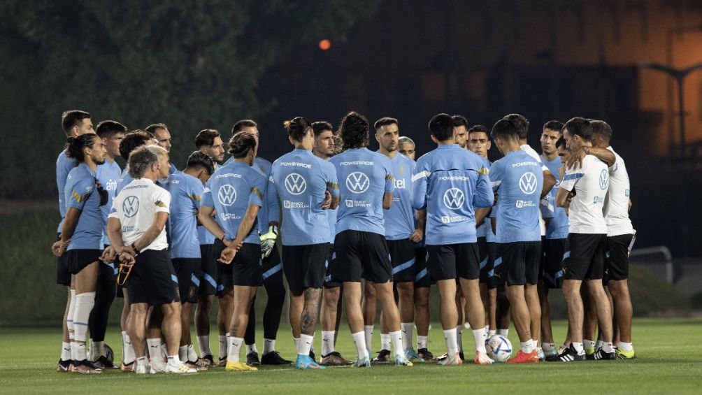 La selección Uruguaya entrenando en Qatar