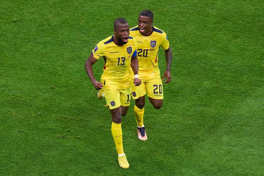 Enner Valencia celebra el gol