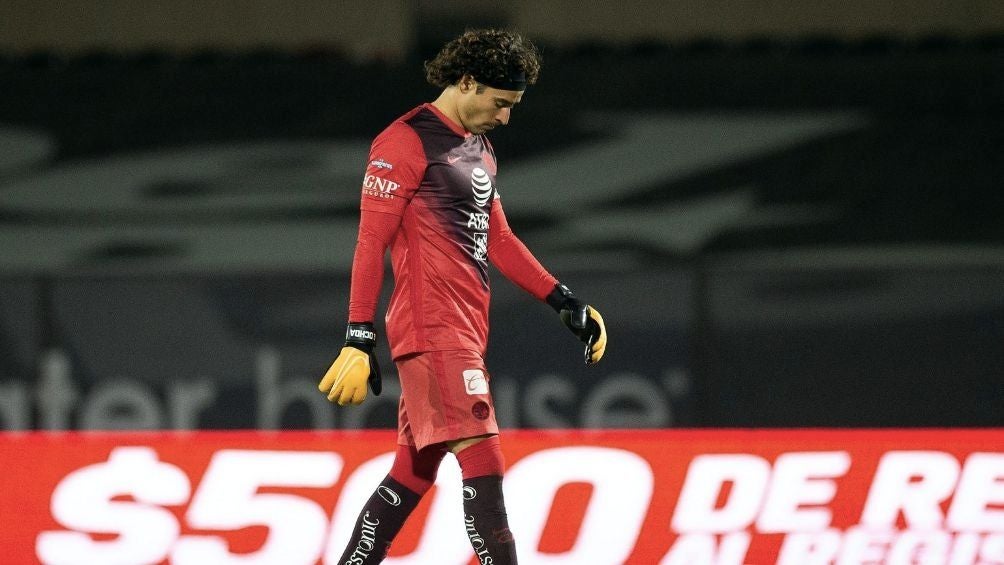 Ochoa con el América