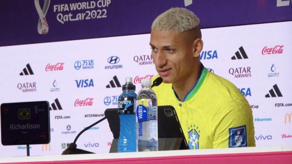 Richarlison en conferencia de prensa