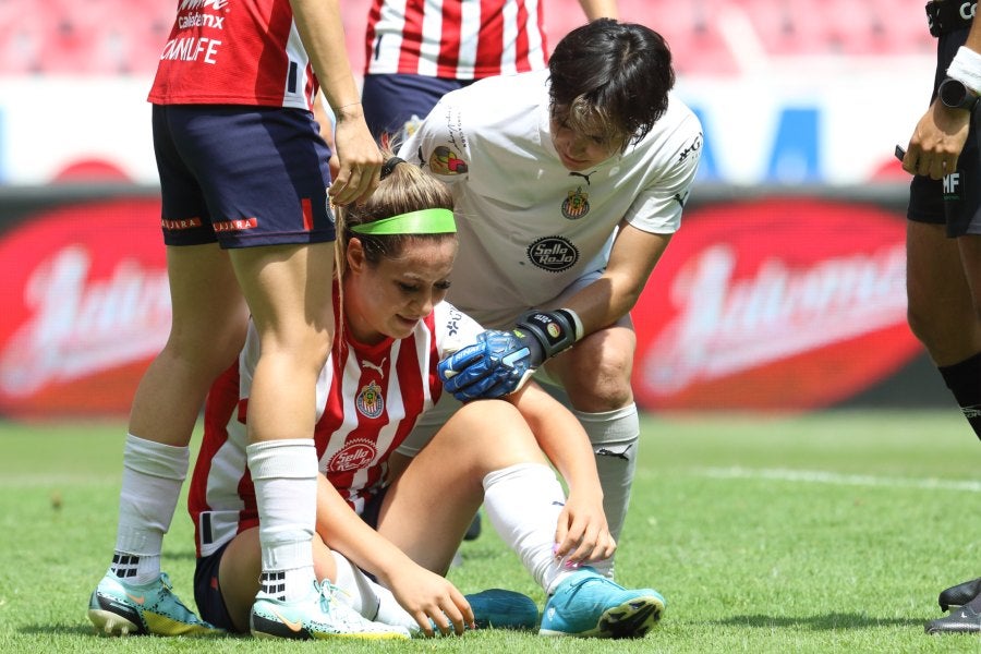 Blanca Félix apoyando a su excompañera rojiblanca