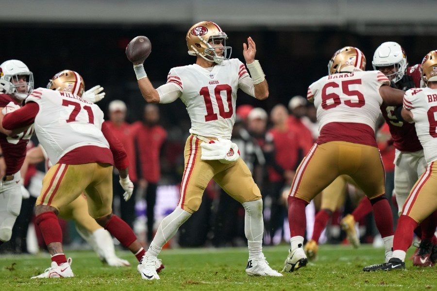 Jimmy Garoppolo con los 49ers