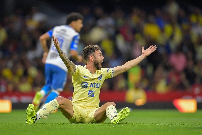 Miguel Layún con el América