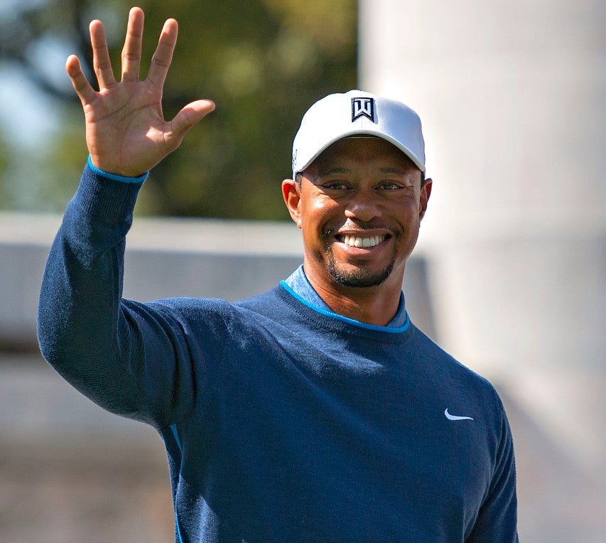 Tiger Woods no jugará en Bahamas