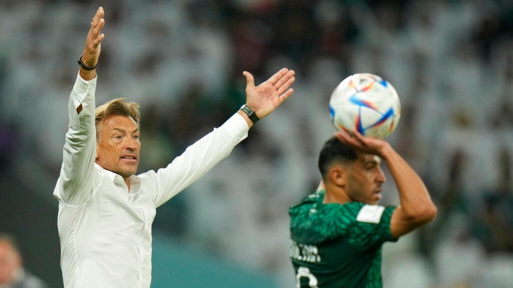 Hervé Renard en un juego de Arabia Saudita