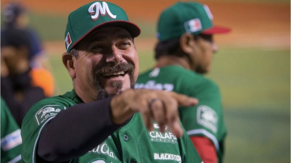 Gil como manager de la Selección Mexicana