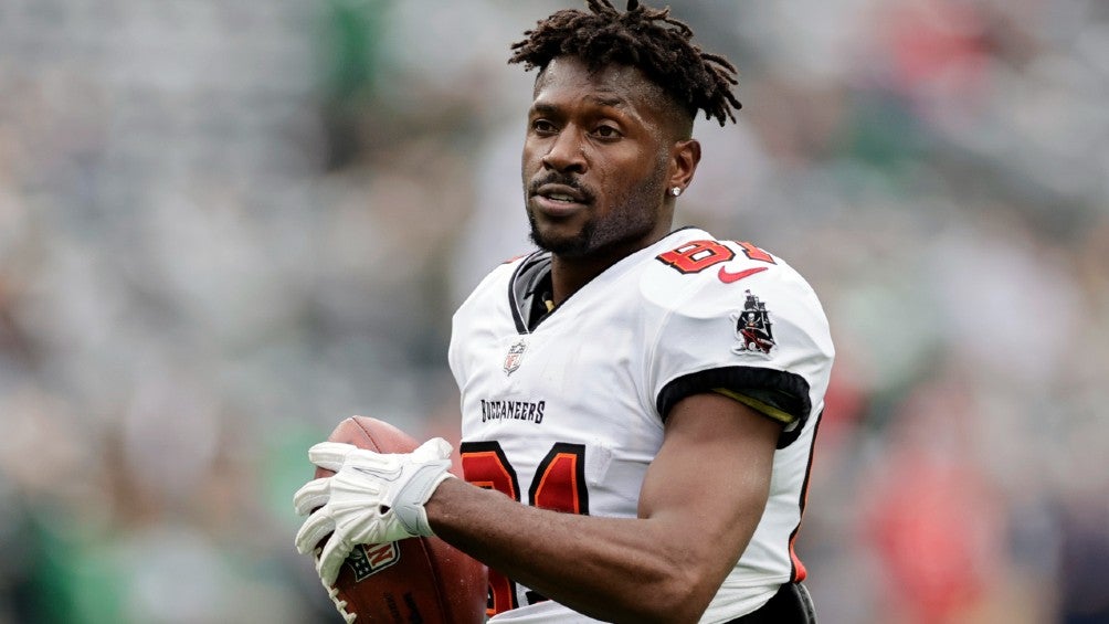 NFL: Antonio Brown acusado por agresión en Tampa 