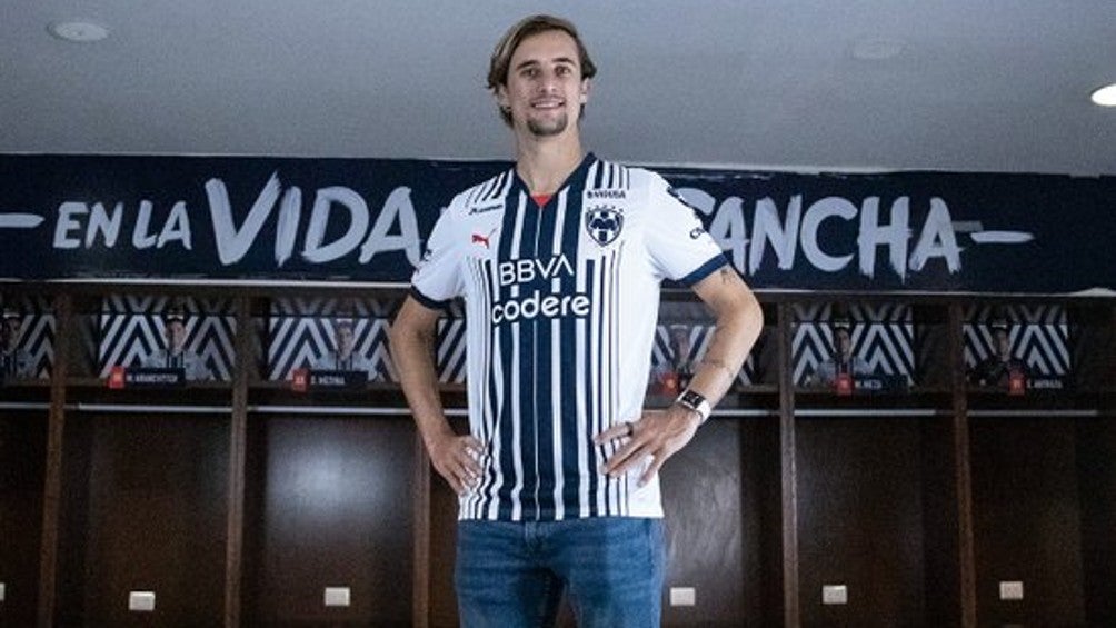 Jordi Cortizo en su presentación con Rayados