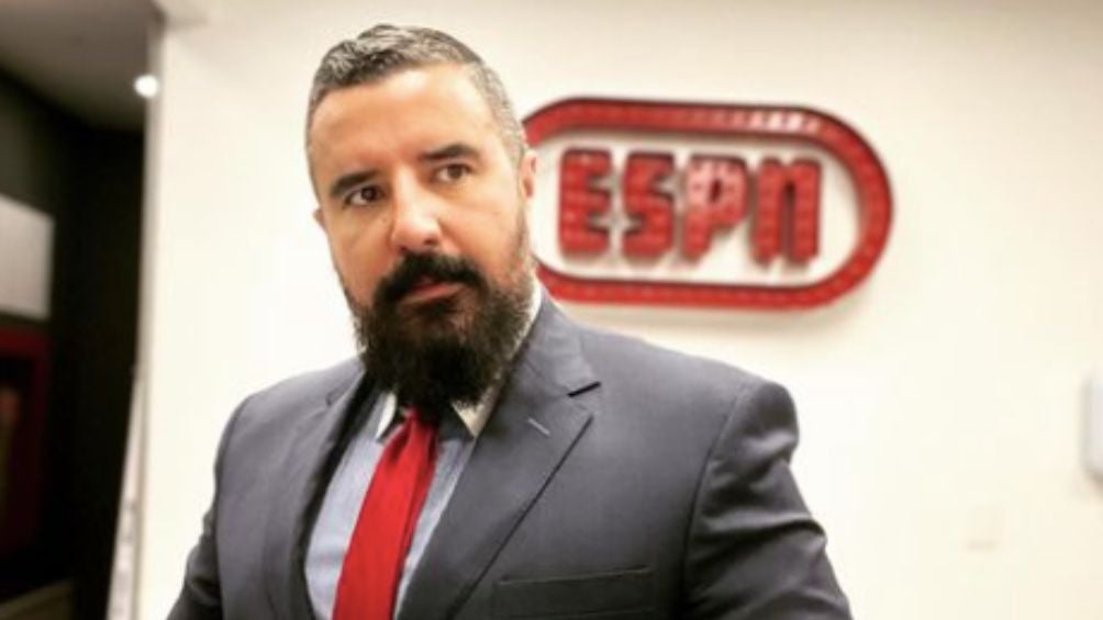 Álvaro Morales previo a un programa de ESPN