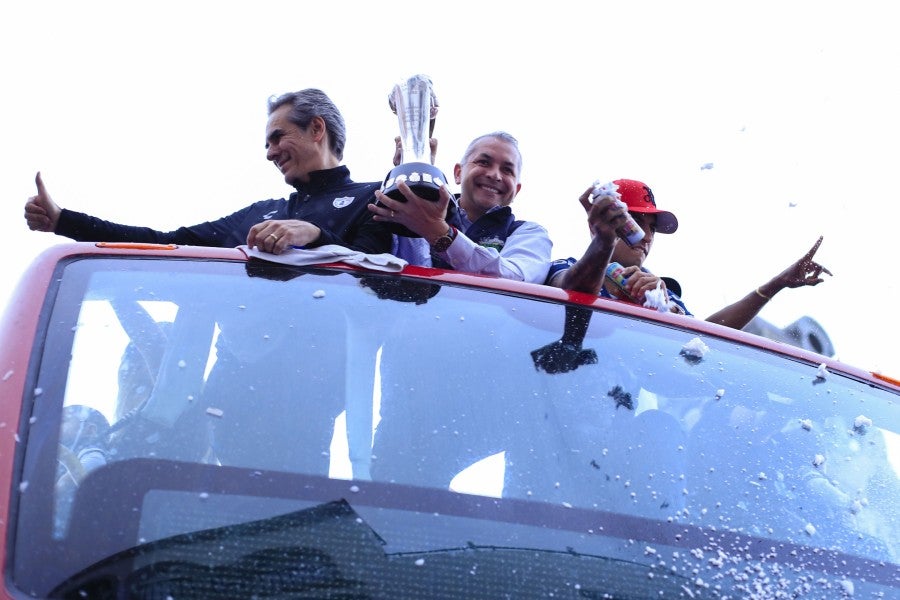 Armando Martínez festejando el campeonato de Pachuca