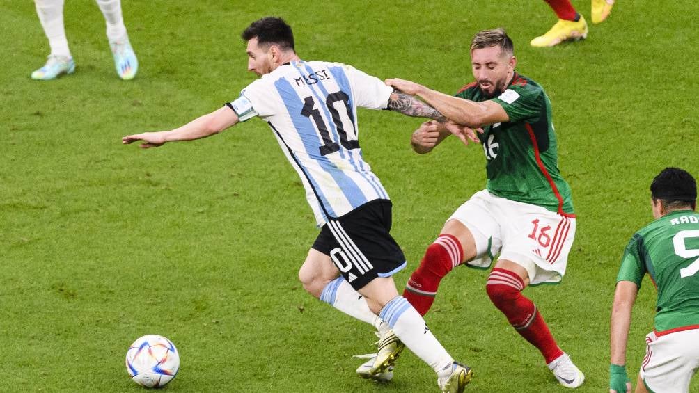 Héctor Herrera nunca pudo marcar a Messi