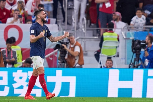 Olivier Giroud con Francia ante Polonia en Qatar 2022