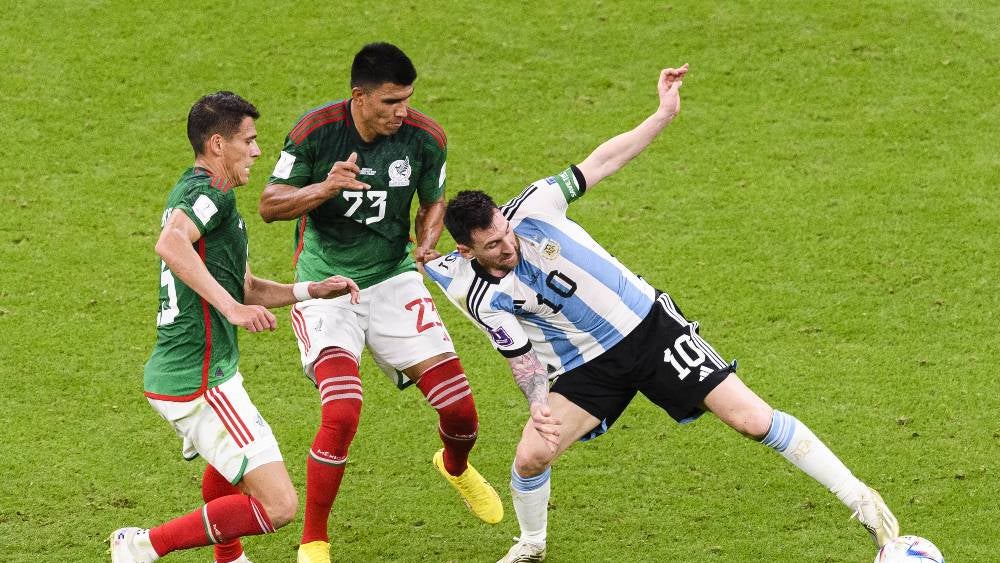 Jesús Gallardo marcó a Messi en el Mundial