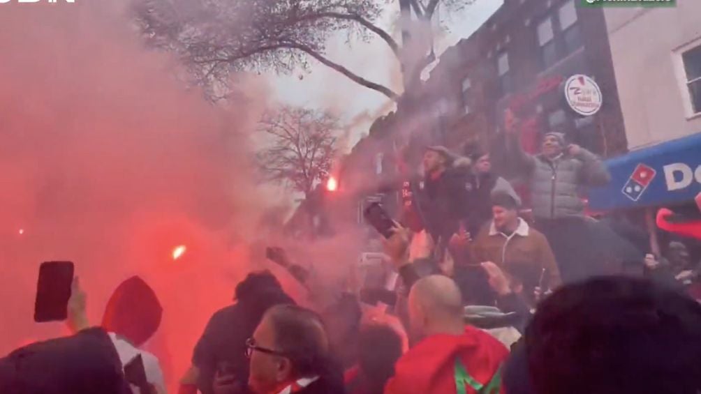 La afición marroquí celebra el pase en las calles