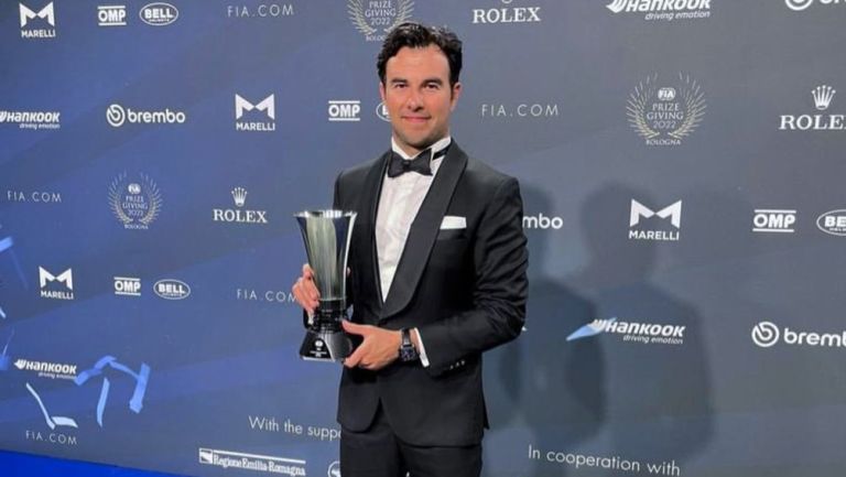 Checo Pérez en la Gala de la FIA 