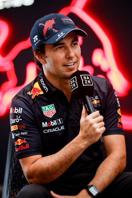 Checo Pérez en conferencia de prensa