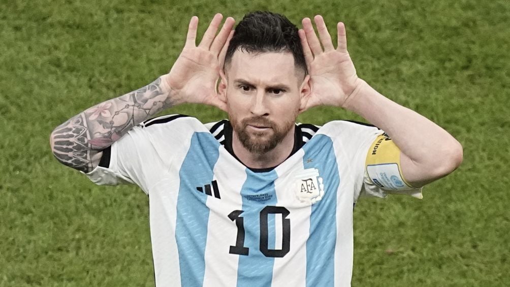 Messi celebra gol ante Países Bajos