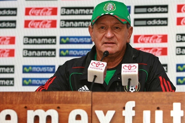 Meza en conferencia de prensa