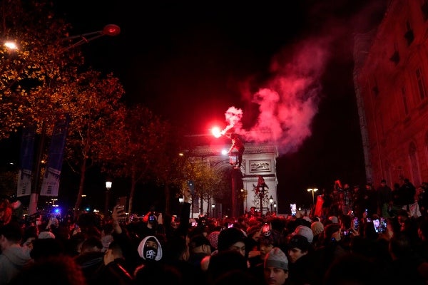 Hubieron destrozos en París