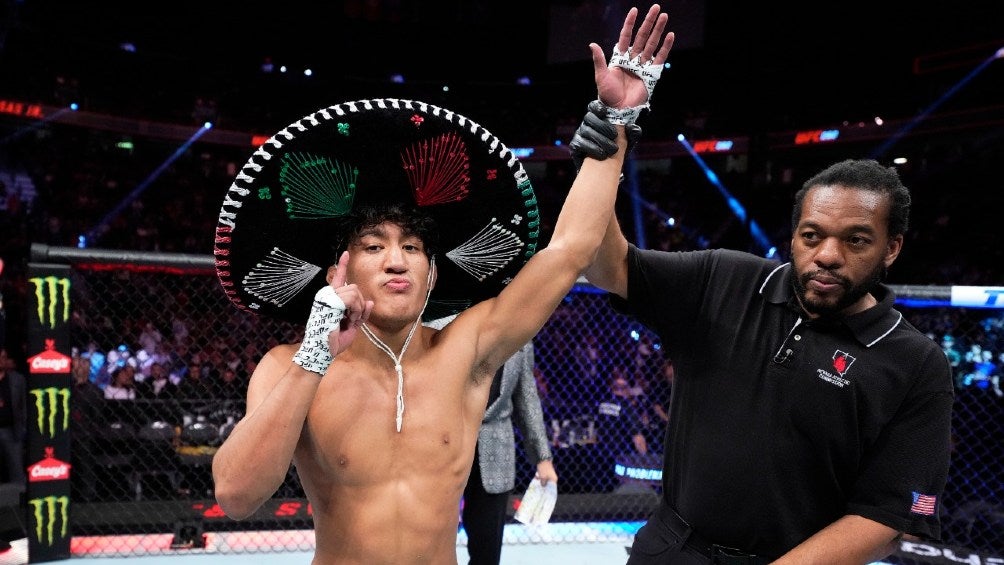 UFC: Raúl Rosas Jr. hizo historia al vencer a Jay Perrin