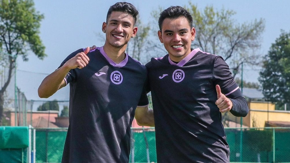 Carlos Rodríguez y Uriel Antuna ya reportaron en la pretemporada de Cruz Azul