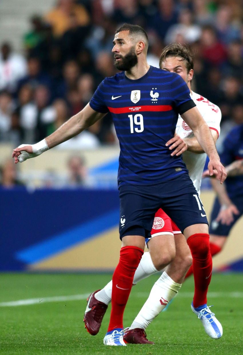 Benzema en un partido de Francia