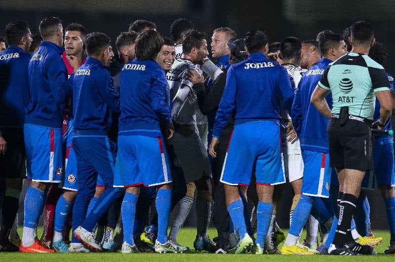 Cruz Azul vs Pumas