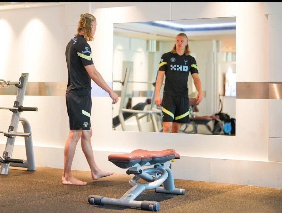 Erling Haaland en el gimnasio del Club Manchester City