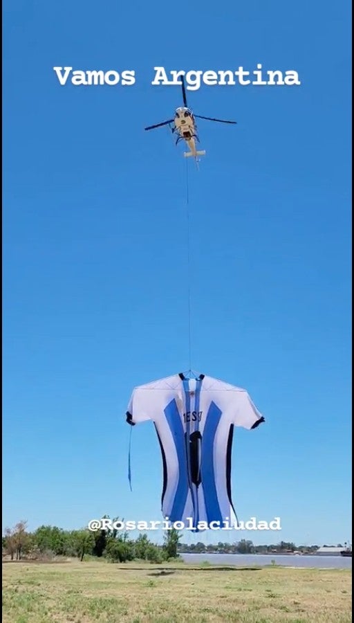 La playera del 10 se levantó por los cielos