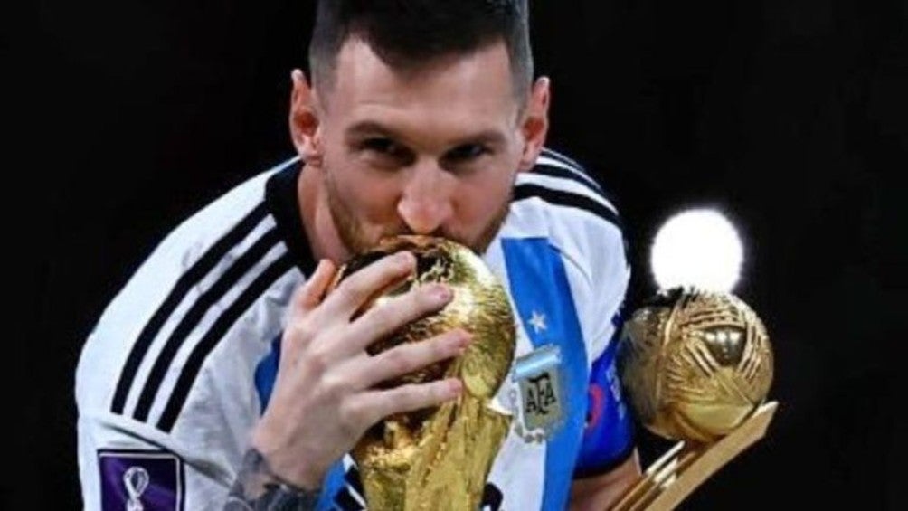 Messi con la Copa del Mundo