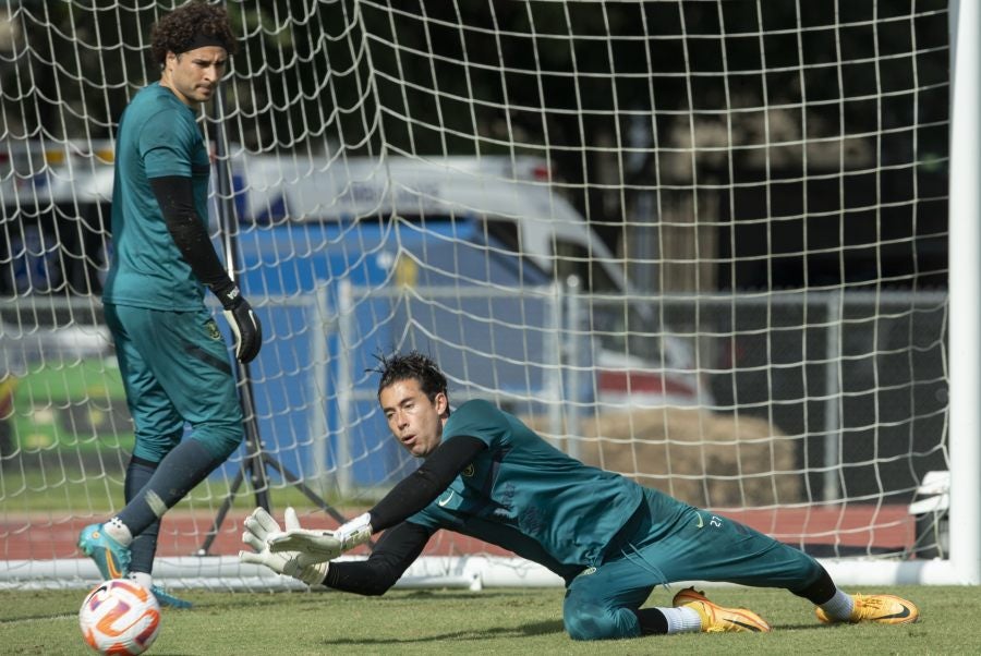 Ochoa y Jiménez en práctica