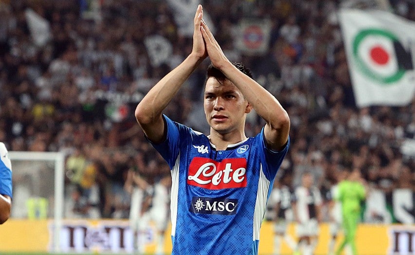 Hirving Lozano con el Napoli