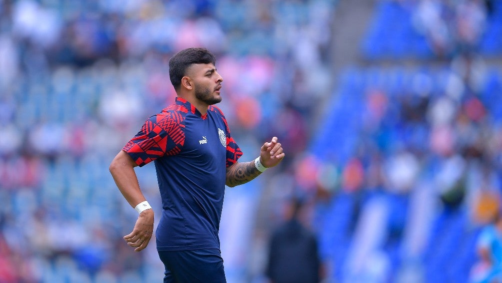 Alexis Vega hace pretemporada con Chivas