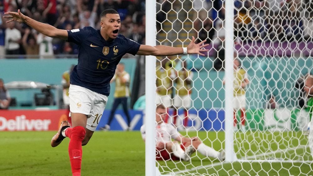 Mbappé viene de ser la bota de oro en el Mundial de Qatar 2022