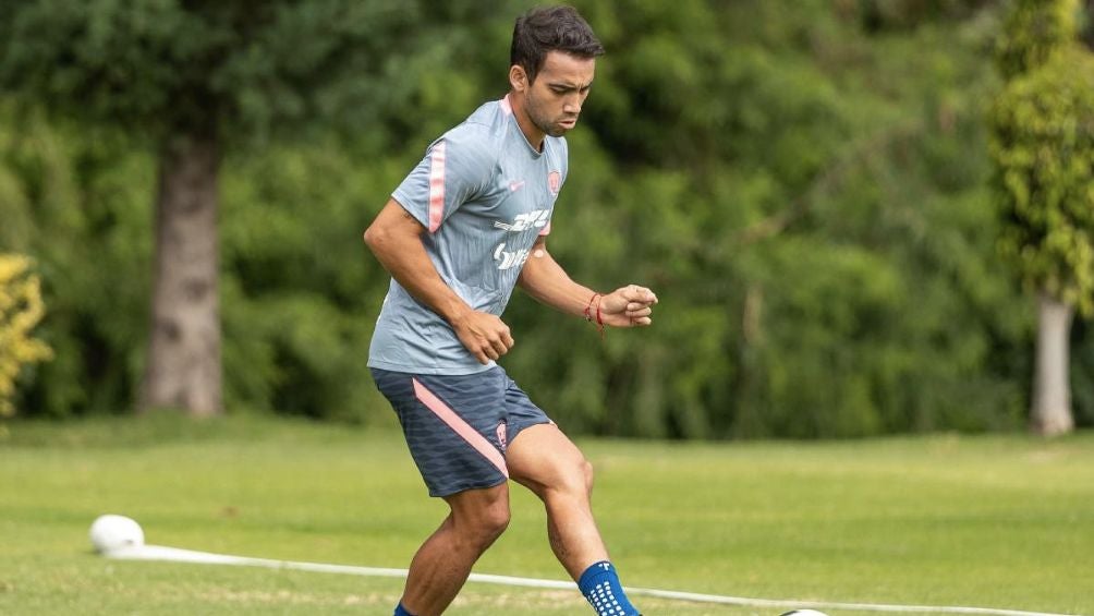 Adrián durante un entrenamiento en Cantera